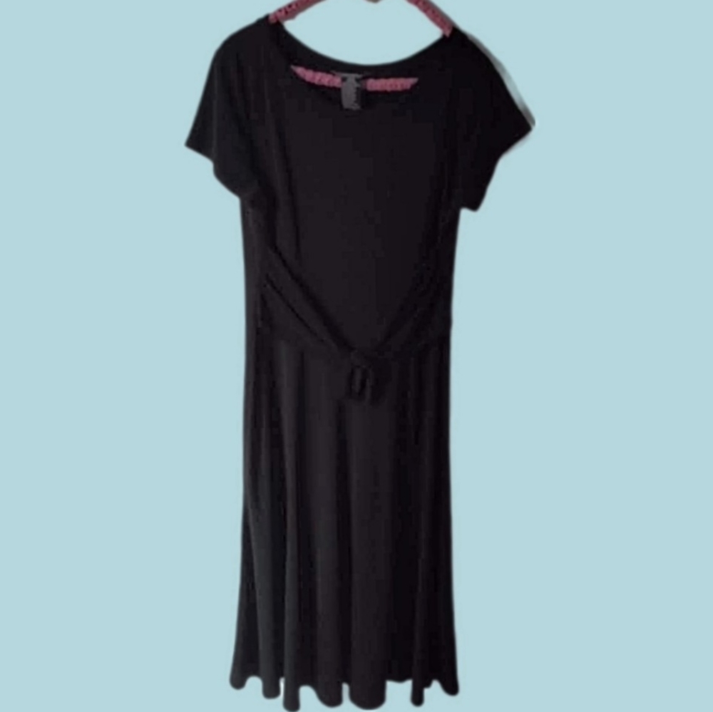 16P Women's Petite Black Dress
